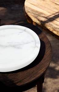 Elegante bandeja ovalada de mármol para servir alimentos, plato premium para fiestas y catering a precio económico. - Product Image 2