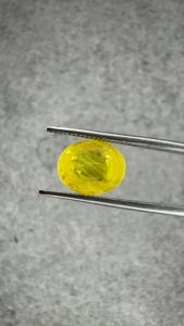 Saphir Jaune Naturel de Bangkok 4,14 Ct, Coupe Ovale, Pierre Précieuse Dorée pour Bague, Pendentif, Bijoux Fins, Fournisseur en Gros - Product Image 4