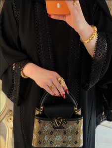 Pink Silk <b>Abaya</b> with Embroidery Work and Matching Hijab Anti-Pilling Modest Dubai Style for Muslim <b>Women</b> Wholesale - Product Image 6