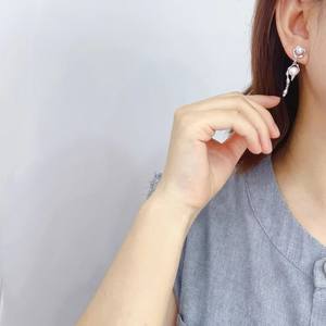 Pendientes Retro de Perlas Irregulares de Doble Cuentas, Color Plateado, Perla Preservada, Estilo Casual, Joyería de Moda al por Mayor - Product Image 4