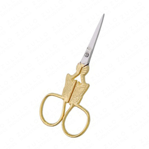 Tijeras de Manicura Profesionales de Acero Inoxidable, Hoja Recta, Punta Afilada, Corta Cutículas con Precisión, Duraderas - Product Image 4