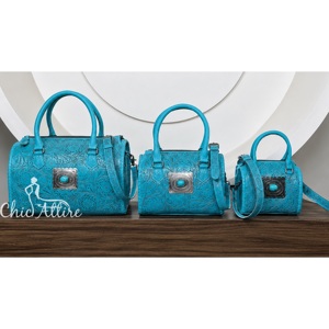 Bolso Pequeño de Cuero Genuino Hecho a Mano y Personalizado para Mujer, Diseño 2026, Premium OEM ODM, Bolso Bandolera Weekender con Conchos - Product Image 1