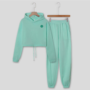 Conjunto de Top Corto Elegante para Mujer, Ropa Casual, Tela de Algodón Suave y Transpirable, Ajuste Cómodo, Conjunto de Dos Piezas a la Moda para Uso Diario - Product Image 6
