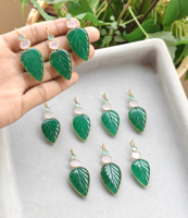 Collier pendentif en laiton plaqué or massif avec pierres précieuses sculptées en forme de feuille, jade vert, chalcédoine rose et aqua, pour femme, bijoux tendance