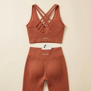 Conjunto de Sujetador Deportivo Acanalado con Cuello en V para Mujer, Ropa de Yoga y Gimnasio sin Costuras, Etiqueta Privada Personalizada OEM - Product Image 3