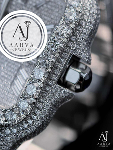 Montre en quartz incrustée de diamants, cadran carré argenté, accent cristal, bijou de luxe pour soirée, cadeau, édition limitée, coffret - Product Image 4