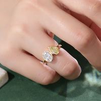 Bague de mariage de luxe pour femme en or blanc 14 carats avec deux diamants de laboratoire taille ovale ajustement parfait
