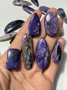 หินอัญมณี Charoite ทรงรีหินหลวมสีม่วงแร่สำหรับตกแต่งเล็บ - Product Image 3