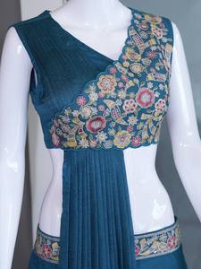 TENNECY Choli Premium para Mujer, Seda VICHITRA, Bordado con Lentejuelas, Reversible, de Secado Rápido, Elástico, Protección Solar, para Fiestas - Product Image 6