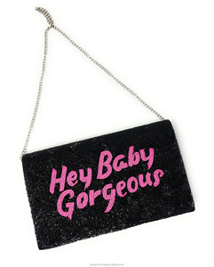 Precioso Bolso de Mano Plegable de Seda Negra Hecho a Mano con Texto 'Hey Baby', Bolso de Fiesta Duradero para Mujer, Cierre Magnético Portátil - Product Image 2