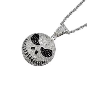 Pendentif plaqué or tendance avec visage orné de diamants, breloque élégante, bijoux unisexe pour un style streetwear moderne - Product Image 2