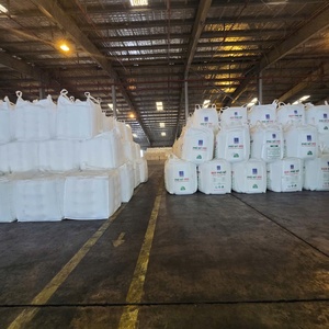 Fertilizante en Polvo de Urea y Nitrógeno BlueOne 46% CAS 57-13-6 EINECS 200-324-2 CH4N2O para Agricultura Hecho en Vietnam - Product Image 5