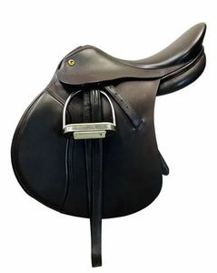 Selle d'endurance de style anglais très vendue, sangles en PVC durables, équipement d'équitation léger - Product Image 4