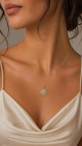 Collar con Colgante de Circonita Cúbica con Corte Marquesa y Redondo, Chapado en Oro de 18K para Mujer, Engaste en Canal, Clásico para Uso Diario - Product Image 6