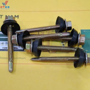 Vis en Dacromet résistantes à la corrosion pour application structurelle dans les systèmes de montage solaire - Product Image 2