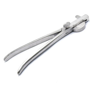 เครื่องมือผ่าตัดสัตว์คุณภาพสูงแบบกำหนดเอง ทำจากสแตนเลสสตีล ใช้ซ้ำได้ สำหรับทำให้สัตว์เป็นตัวอ่อน แบบ Double Crush ทนทาน - Product Image 1