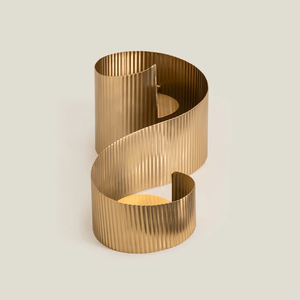 Portavelas de Hierro Hecho a Mano con Diseño Único para Decoración del Hogar - para Navidad, Cumpleaños, Bodas, San Valentín y Pascua - Product Image 3