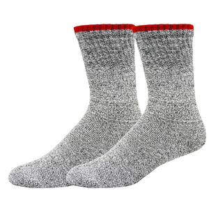 Chaussettes mi-mollet pour femme, gris avec bordure rouge, en mélange de coton tricoté thermique, chaudes pour l'hiver, usage quotidien, motif uni, style classique - Product Image 1