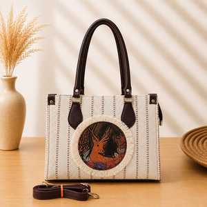 Sac fourre-tout en PU tissé personnalisé avec imprimé animal cerf, fermeture éclair, imperméable, grande capacité pour femmes, pour les voyages quotidiens et le shopping - Product Image 2