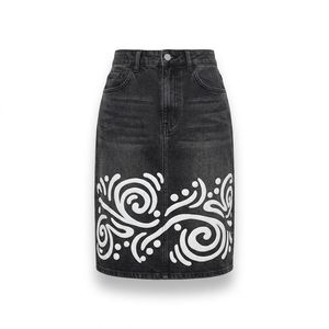 Jupe longue en jean personnalisée pour femme, denim foncé, cinq poches, vente en gros, marque privée, fournisseur de détail, approvisionnement en vrac - Product Image 6