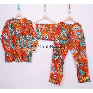 Conjunto de Pijama Hecho a Mano para Mujer, Estampado Floral, 100% Algodón, Cuello Elástico, Mangas Largas, Suave y Transpirable, para Verano, Otoño e Invierno - Product Image 5