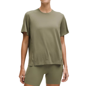 เสื้อยืดกีฬาแขนกุดสำหรับผู้หญิง ระบายอากาศได้ดี แห้งเร็ว ผลิตจากวัสดุที่เป็นมิตรต่อสิ่งแวดล้อม ขายส่ง - Product Image 4