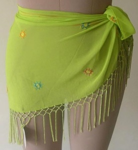 Sarong de plage imprimé pour femmes, sarong triangle à nouer, sarong à volants coloré uni pour les vêtements de plage d'été - Product Image 1