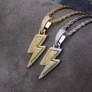 Colgante Rayo de Moissanita Elegante con Cristal Estilo Plata, Aspecto de Lujo, Amuleto de Joyería de Moda Unisex - Product Image 1
