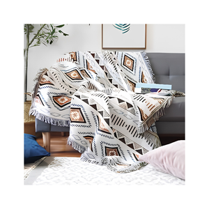Manta Tejida Geométrica Azteca Multicolor con Borlas en las Esquinas para Sofá, Silla, Decoración Boho para Sala de Estar, Textil Decorativo para el Hogar - Product Image 2