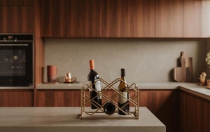 Porte-bouteilles en métal architectural à motif diamant avec base renforcée pour bars commerciaux et intérieurs de restaurants - Product Image 2