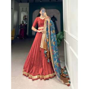 Vêtements de mariage en soie Chinon Elegant Lehenga Choli avec Dupata pour les mariées - Product Image 2
