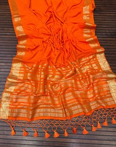 Sari de Georgette Étnico de Diseño con Borde de Tejido Jari de Alta Calidad y Pallu Decorativo - Product Image 3