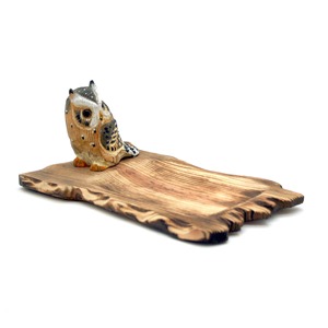 Figura de búho tallada en madera sobre base de madera natural, estilo retro, artesanía decorativa para decoración del hogar. - Product Image 6