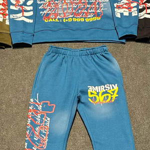 Conjunto Deportivo Distressed con Sudadera Holgada y Pantalones - Product Image 2