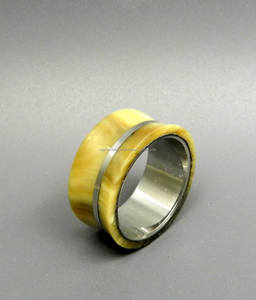Anillo de cuerno de búfalo de alta calidad, accesorio duradero y ligero para hombres y mujeres, anillo de dedo de tendencia de Falak World Export - Product Image 2