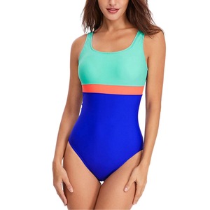 Traje de Baño Personalizado para Mujer, Color Blanco, Poliéster y Elastano, Cómodo y Elástico - Product Image 2