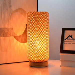 Lámparas de Escritorio de Bambú Nhat Minh para Dormitorio - Diseño Costero, Bombillas Halógenas Ajustables y Regulables, Pantalla Amarilla, Luz Blanca Cálida Suave de 2700K - Product Image 2