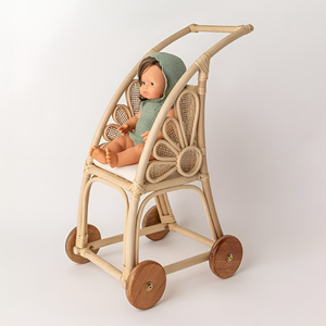 Hermosa carreta de juguete de ratán, cochecito de muñecas de la mejor calidad, carrito para muñecas de peluche. - Product Image 3