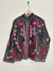 Best Quality Handmade Suzani Embroidery Coat <b>Velvet</b> Winter <b>Jacket</b> <b>Women</b> Short Suzani <b>Jacket</b> Free Size Short Kantha <b>Jacket</b> - Product Image 3