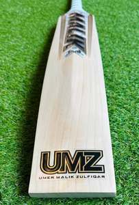 ไม้คริกเก็ต MB Malik UMZ Super Pro Edition รุ่นทนทาน น้ำหนักเบา ทำจากไม้ Willow ของอังกฤษ แถมฟรีปลอกไม้คริกเก็ต พร้อมแผ่นกันลื่นเสริม - Product Image 4