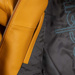 Veste en cuir noire personnalisée pour homme avec patch, collection hiver mondiale, fermeture éclair, en cuir doublé - Product Image 3