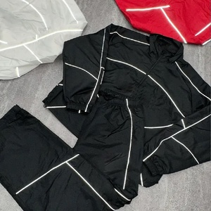 Conjunto Deportivo Reflectante para Hombre, Chaqueta con Cierre Completo y Pantalones Jogger, Ropa Deportiva para Correr de Noche - Product Image 4