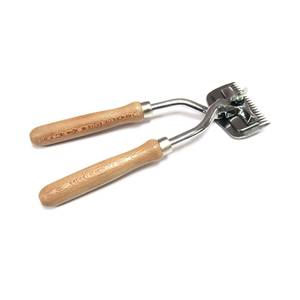 Tijeras de desespinado manuales reutilizables con mango de madera ajustables para ovejas, cabras y ganado - Product Image 4