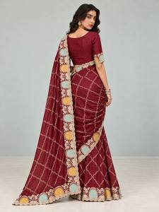 Sari en mousseline de soie bordeaux avec bordure brodée, motif géométrique en filet, séchage rapide, toutes saisons, sari de mariage traditionnel pour femmes - Product Image 2