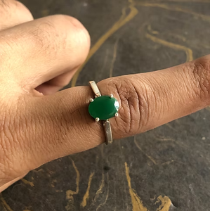 925 Sterling <b>Silver</b> Natural Green <b>Emerald</b> <b>Ring</b> Oval Cabochon Luxury Design <b>Ring</b> Handmade Fine Jewelry for Wedding Party Wear - Product Image 4