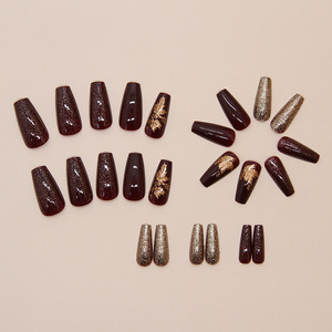 24 pièces de faux ongles en ABS brillant, couleur ambre doré, forme amande, embossés, style français, pour femmes, avec colle - Product Image 2