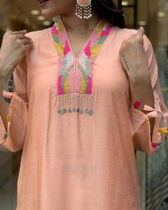 Conjunto de Kurti de rayón color melocotón para mujer, muy solicitado, con pantalón de rayón y dupatta de seda Tebby, ideal para festivales y uso en la oficina. - Product Image 6