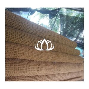 Solución de Fibra de Coco Más Vendida para la Prevención de Inundaciones y la Estabilización de Costas en Proyectos Fluviales - Product Image 1