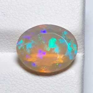 Ópalo natural brillante de forma ovalada 3D multicolor, piedra preciosa suelta, ópalo de fuego para la fabricación de joyas, proveedor mayorista - Product Image 1