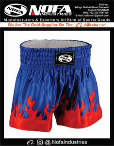 Short de combat de boxe pour hommes et femmes Vêtements de kickboxing avec couleurs patchwork Confortable Slim Cut MMA Muay Thai Trunks - Product Image 3